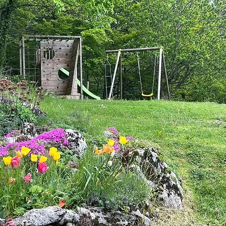 L'ermitage De Meyriat Brenod