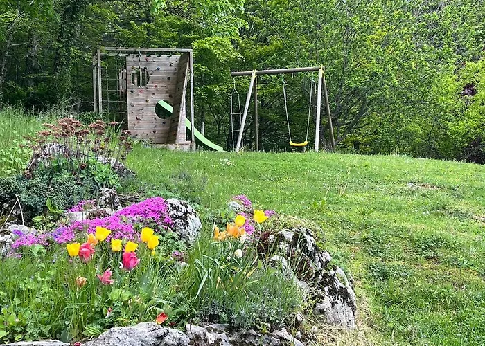 L'ermitage De Meyriat Brenod